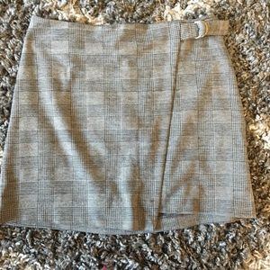 Grey skirt